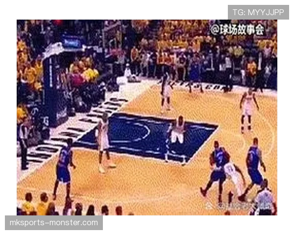 安东尼从单打转无球 拉开空间提升队友三分