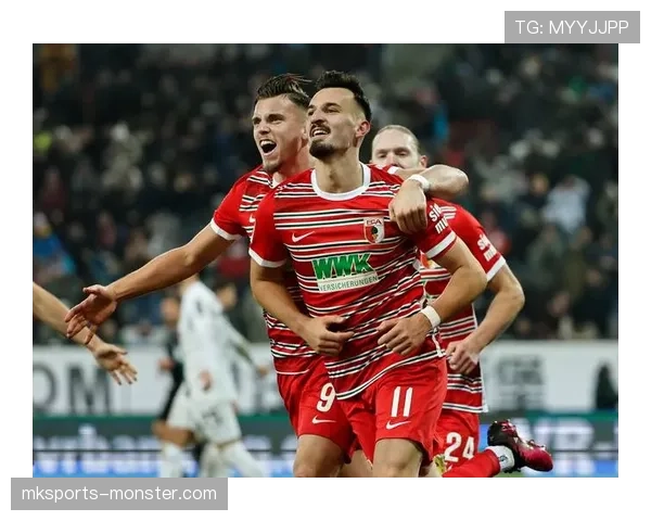 多特蒙德防线看似稳固，其实一碰就崩？