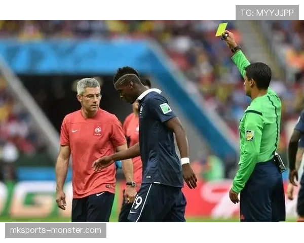 禁赛规则如何触发？详解红牌、累积黄牌及场外违规的停赛标准